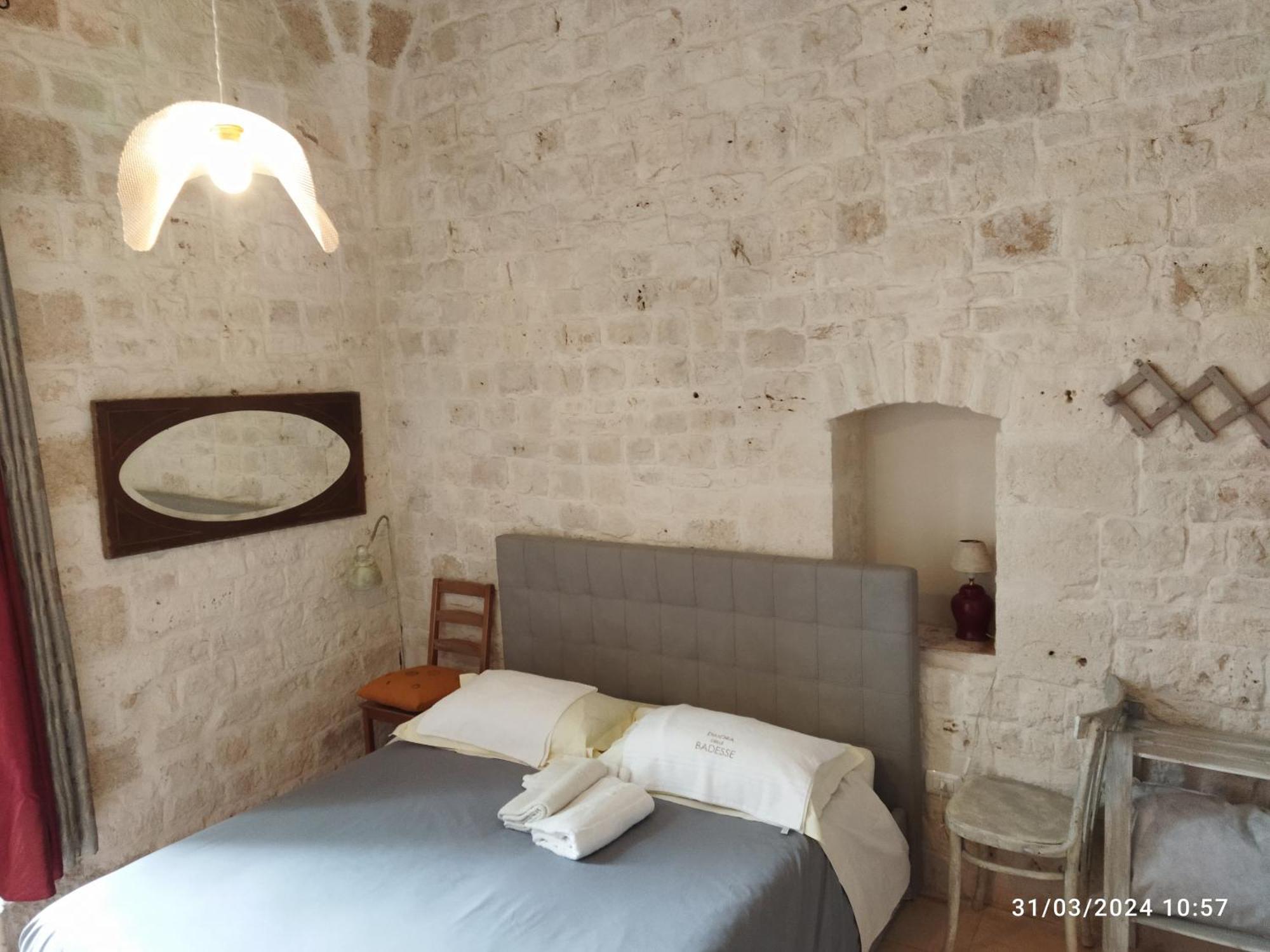콘베르사노 Dimora Delle Badesse B&B 외부 사진