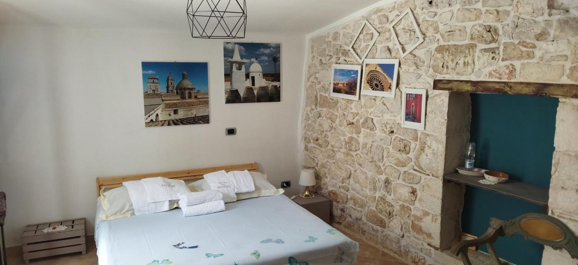 콘베르사노 Dimora Delle Badesse B&B 외부 사진